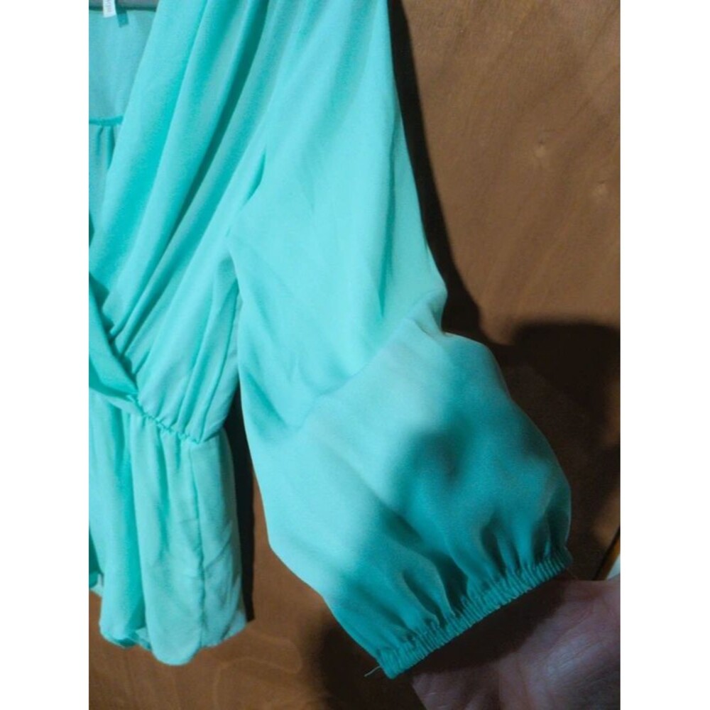 Cute romper - Picture 3 of 6